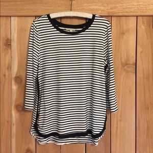 Black & white striped, 3/4 sleeve shirt